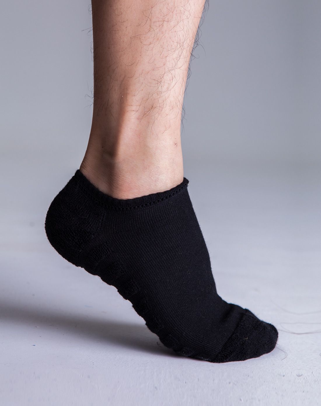 多拉美男女家居服专场男款4双装混色舒适简约短袜(颜色随机)wz1403