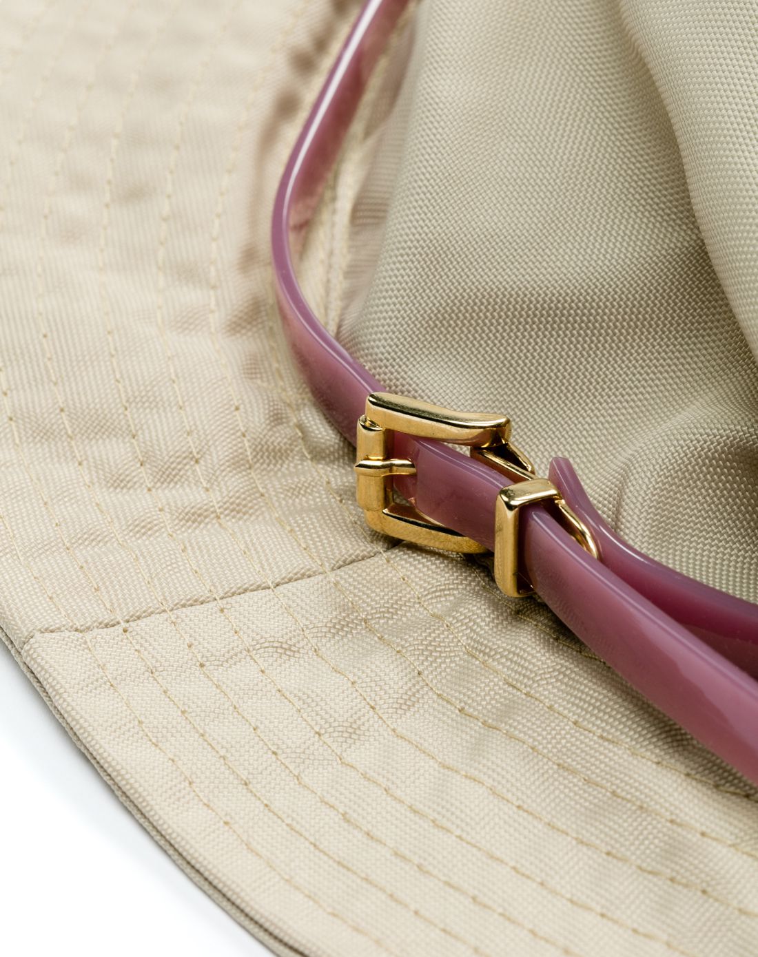 furla紫丁香色女式帽子