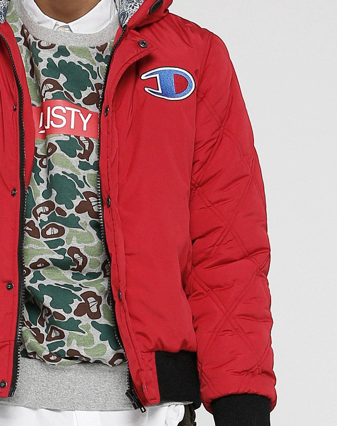 reebok&dusty复古潮流专场防寒保暖 男款红色长袖连帽外套du144pj025