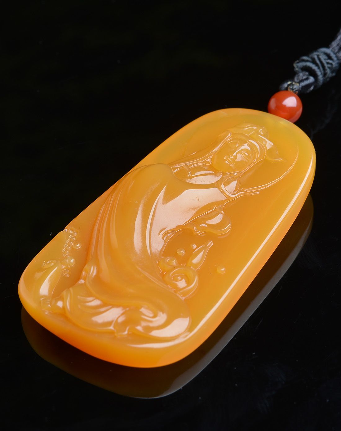 天然黄龙玉观音挂件
