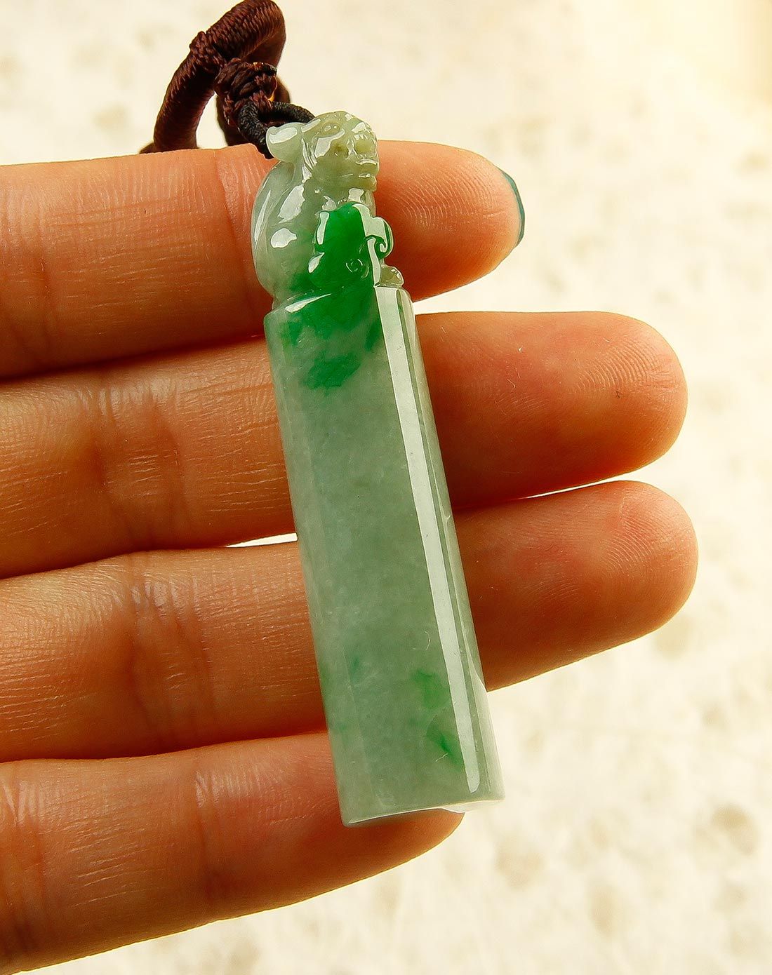 天然翡翠麒麟印章吊坠