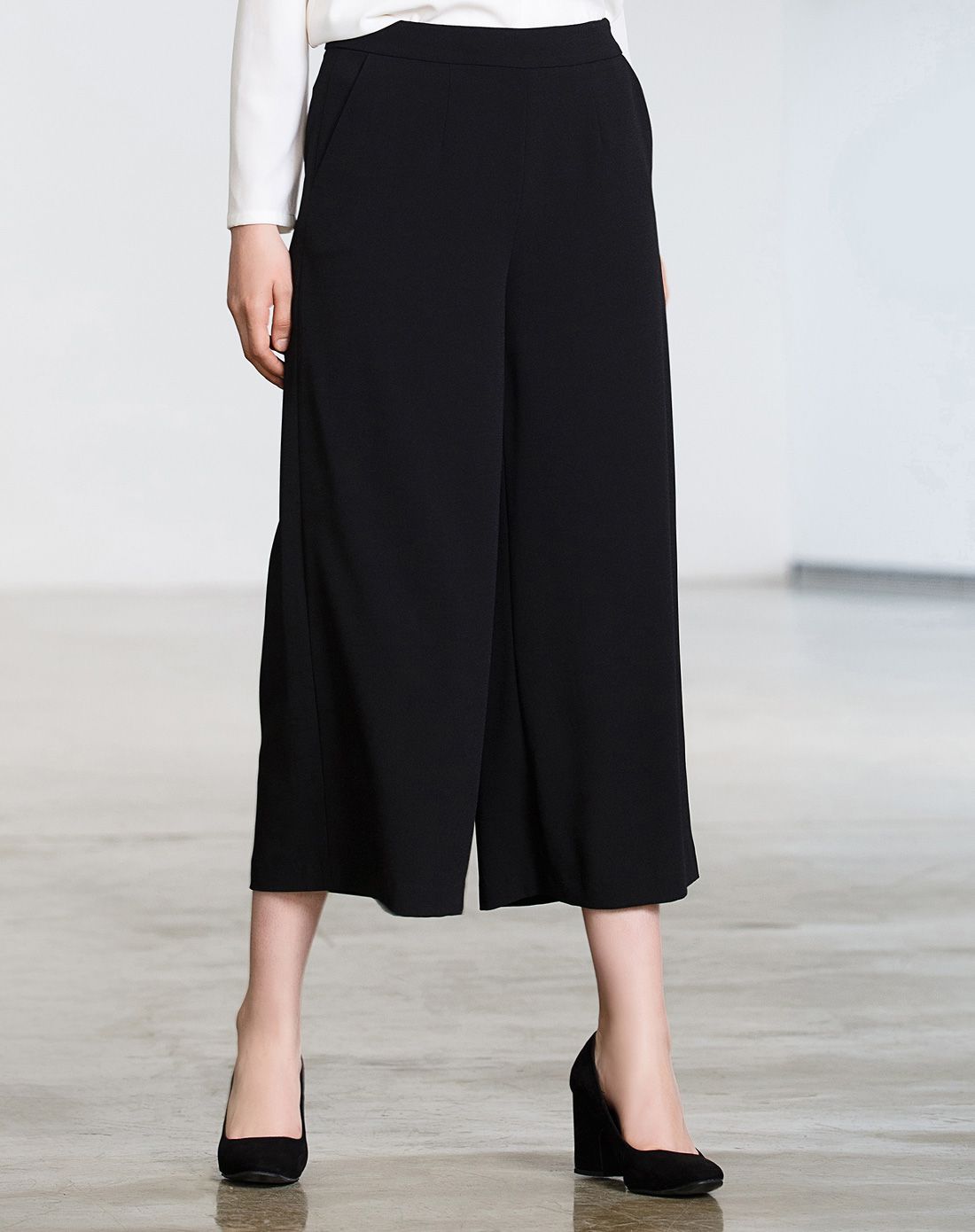 轻商务黑色百搭九分阔腿裤