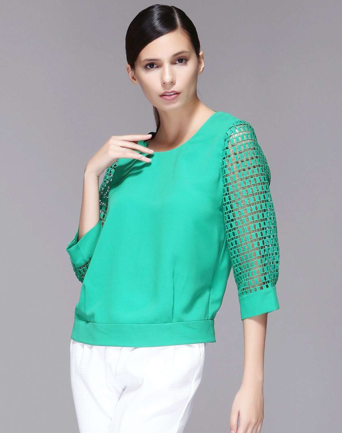 女装孔雀绿镂空拼接上衣