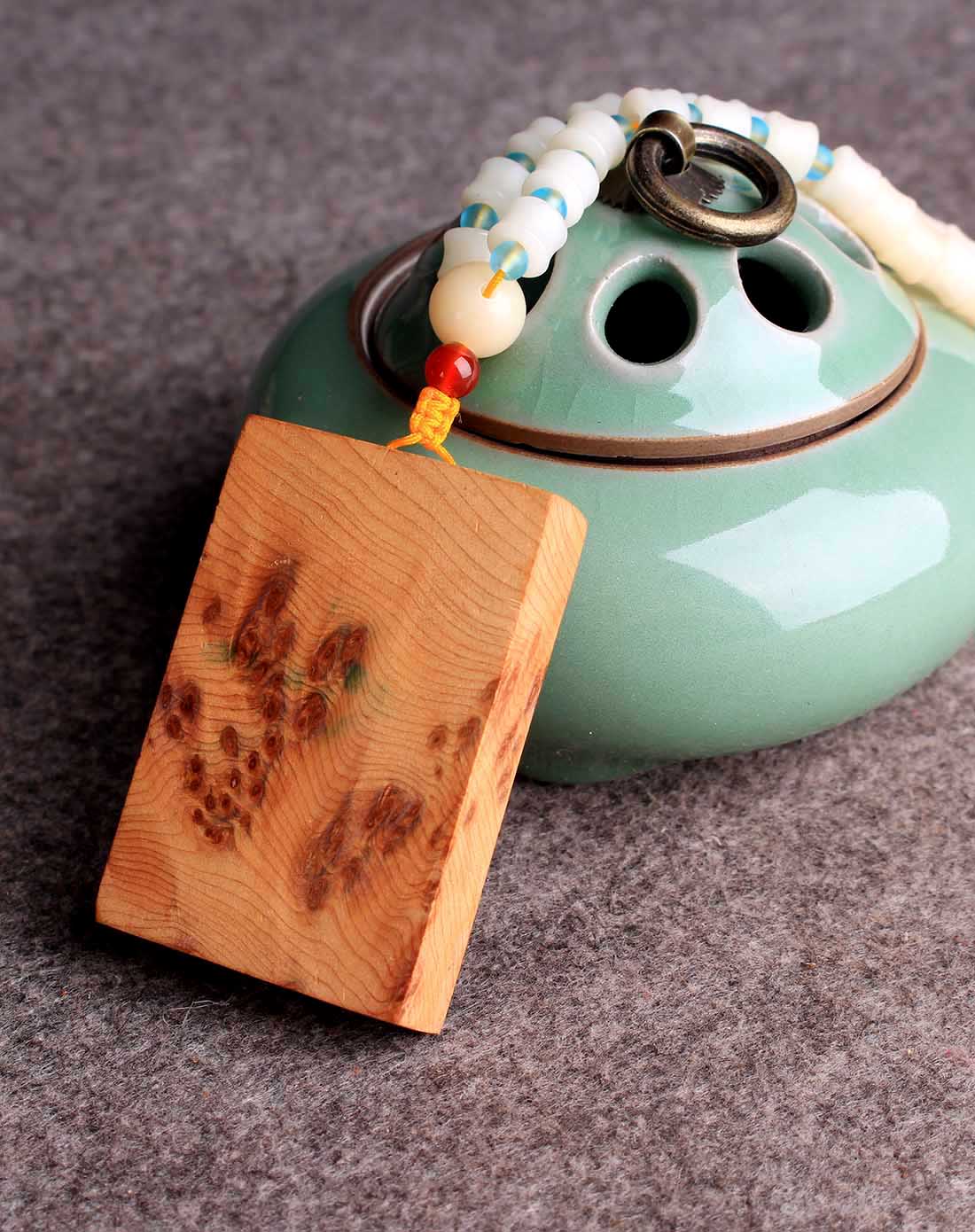 崖柏木平安无事牌 水波纹带瘤疤