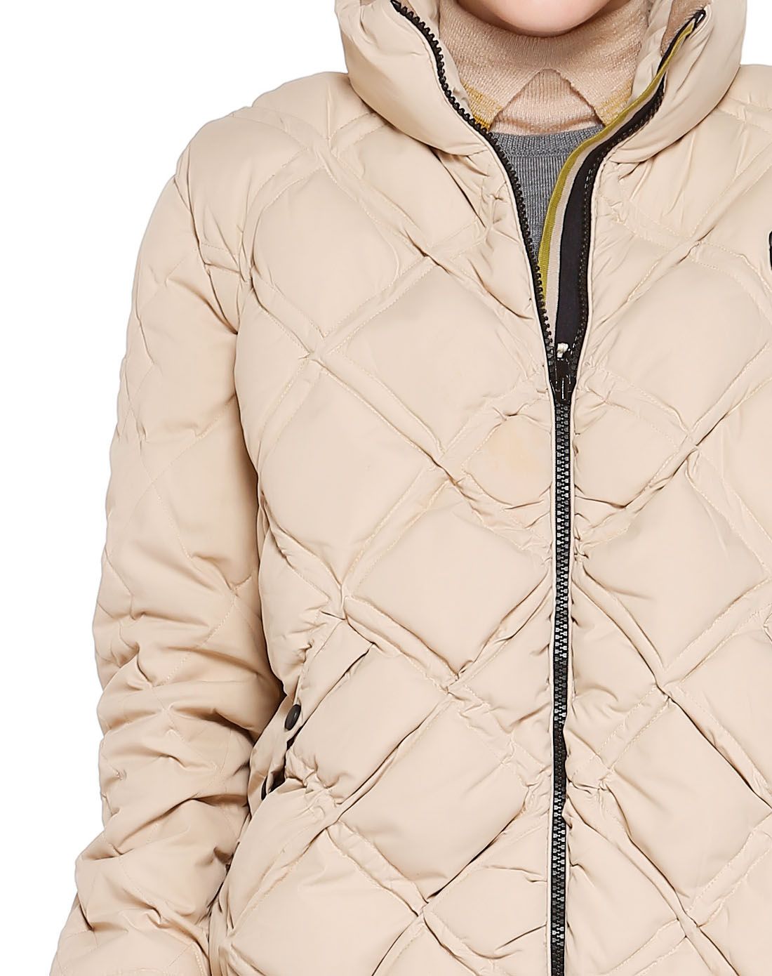 浅卡其色简约个性长袖长款羽绒服