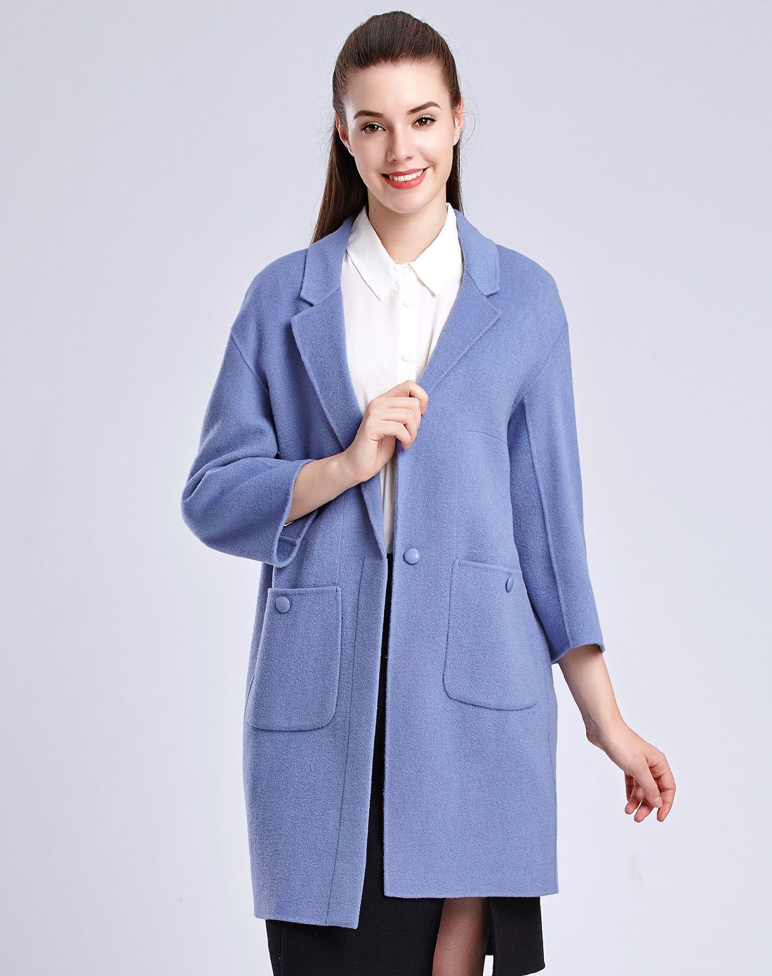 (不上线)女款浅蓝色双面呢大衣