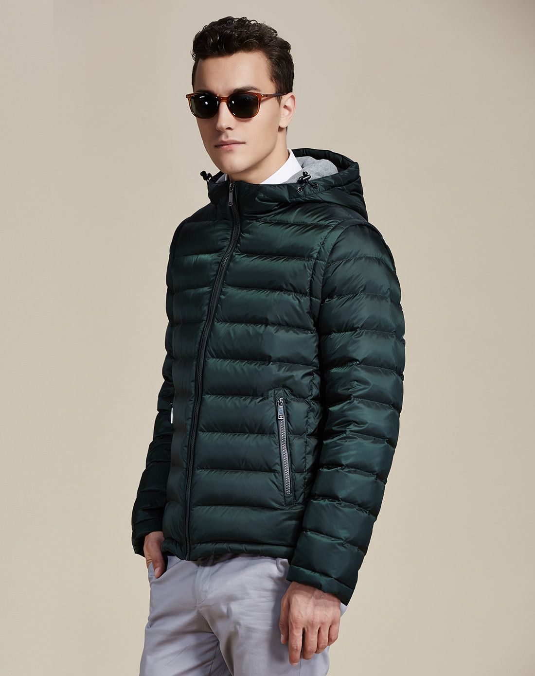 男时尚两穿袖子可脱绿色短款羽绒服