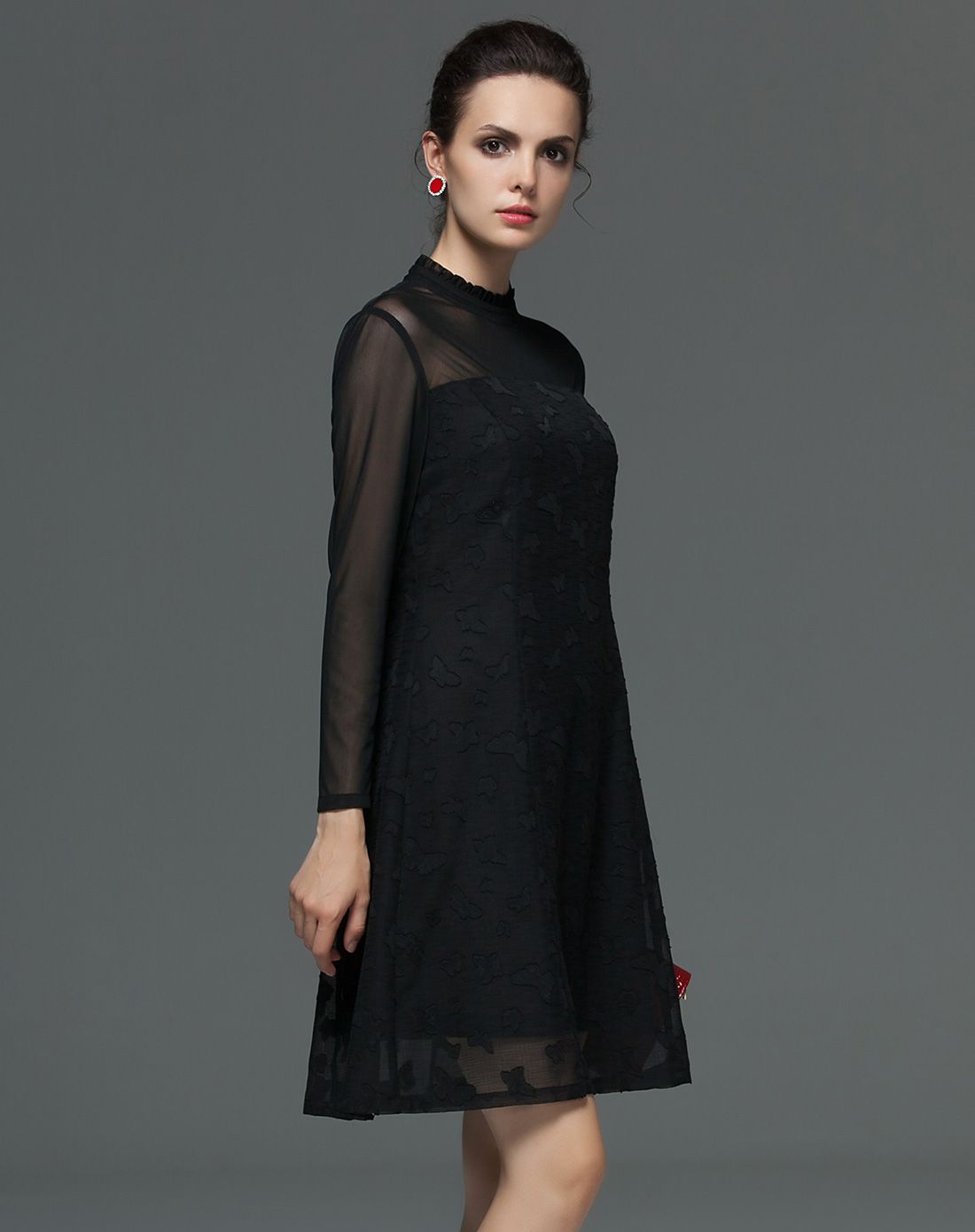 黑色中长款品质欧根纱长袖小黑裙连衣裙