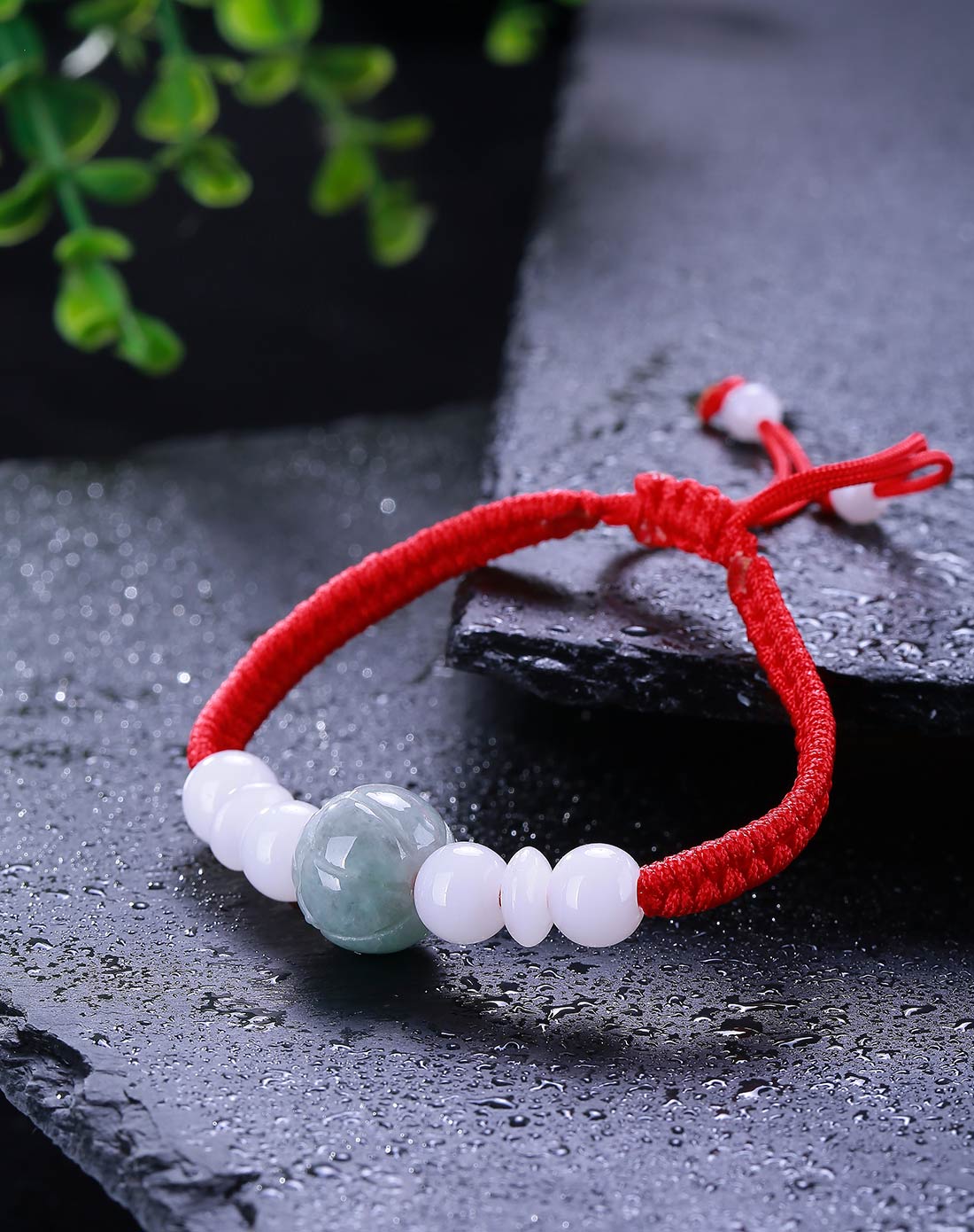 天然a货翡翠红绳手链