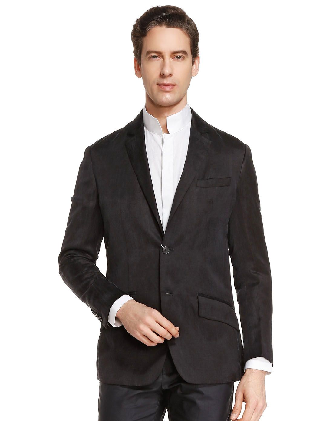 黑灰色尊贵稳重翻领长袖休闲西服