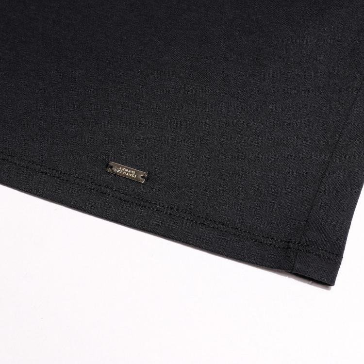 Armani Exchange 阿玛尼女款时尚休闲t恤 In Black