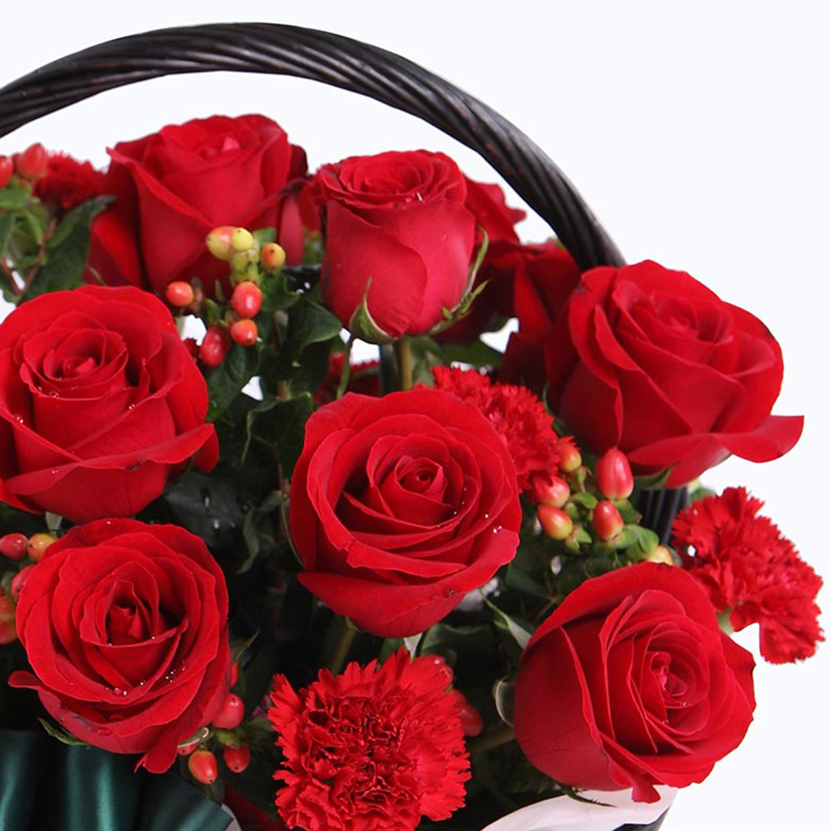 「爱的思念」红玫瑰花12枝,红色康乃馨12枝手提式花篮中秋送长辈妈妈