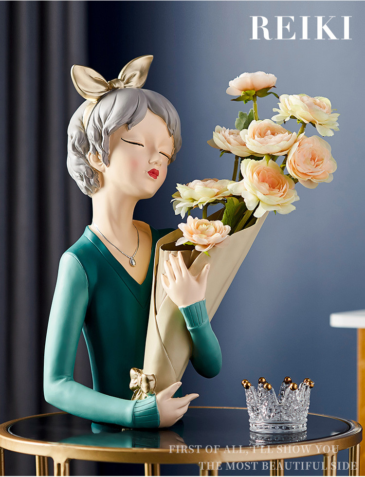 北欧抱花女孩花瓶摆件轻奢客厅书房办公室家居装饰仿真鲜花工艺品