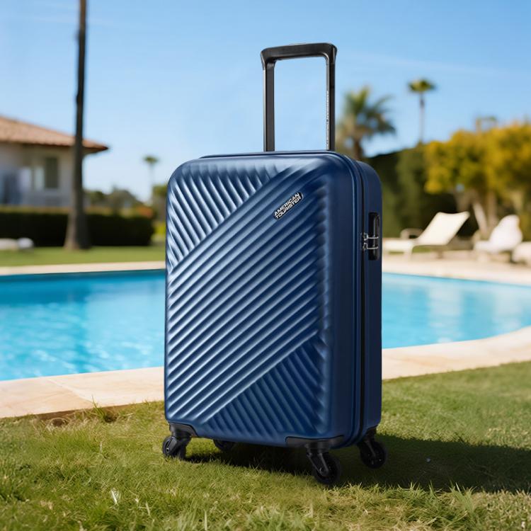 美旅 经典条纹爆款拉杆箱女大容量耐用行李箱婚假蜜月登机密码箱TV7