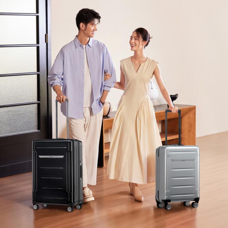 新秀丽 【轻盈耐用】高颜值旅行箱商务拉杆箱大容量行李箱男女密码箱 06Q