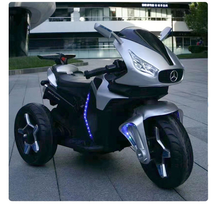 奔驰超大号儿童电动摩托车电动三轮摩托车双电双驱电瓶车玩具车