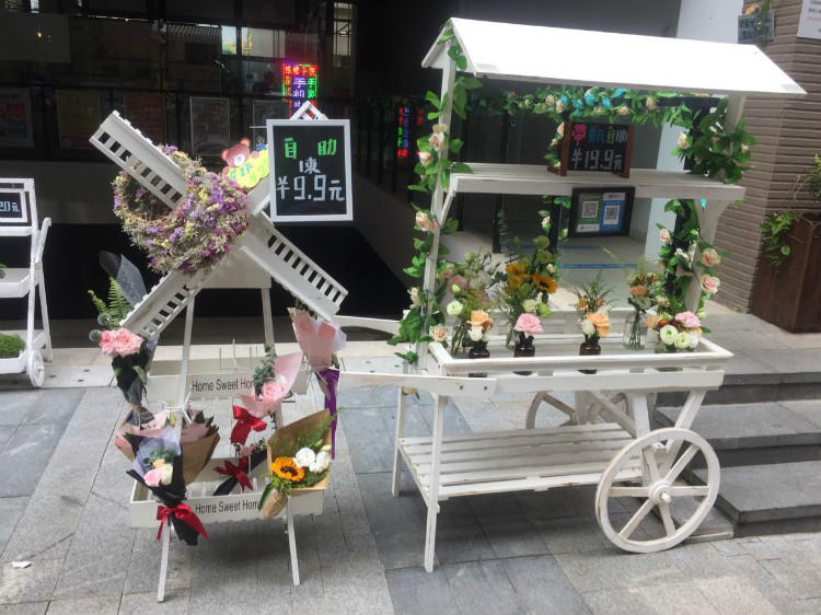 美式商場超市花車貨架花店室外花藝花架創意精品戶外促銷車推車