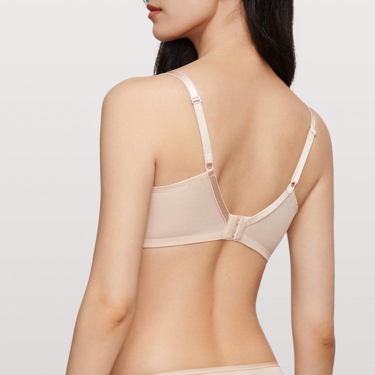 安莉芳 【升级 舒挺杯双专利】网纱无钢圈可机洗小胸聚拢侧收文胸