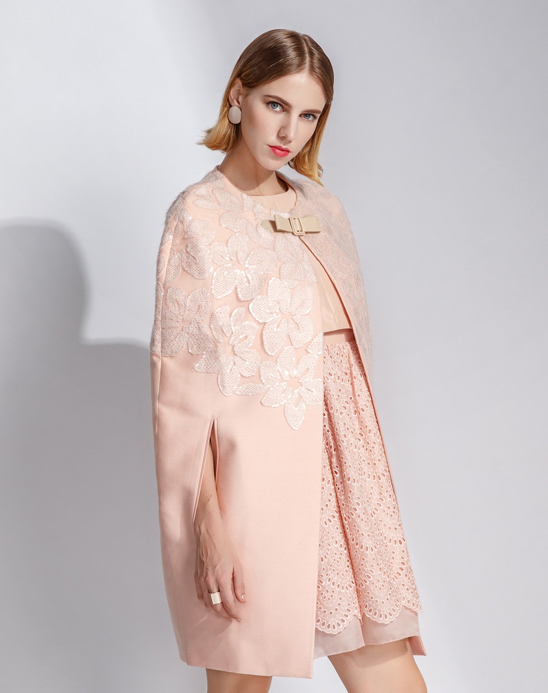 优雅斗篷披肩风衣