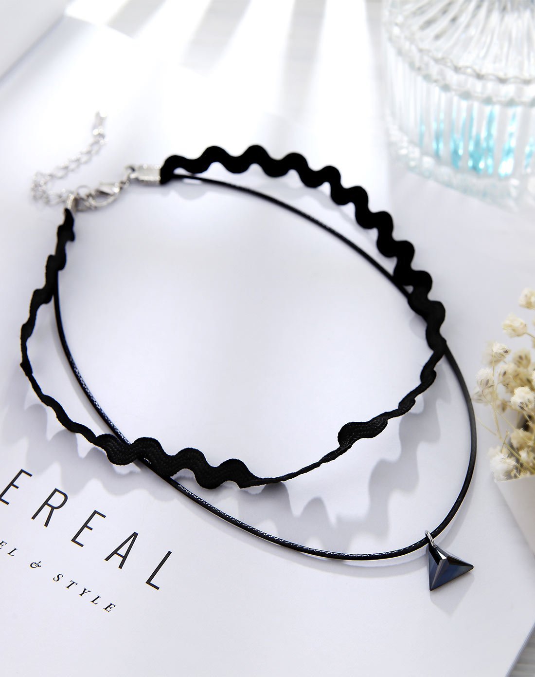 千寻海风(find wind)黑色三角水晶柔情颈链
