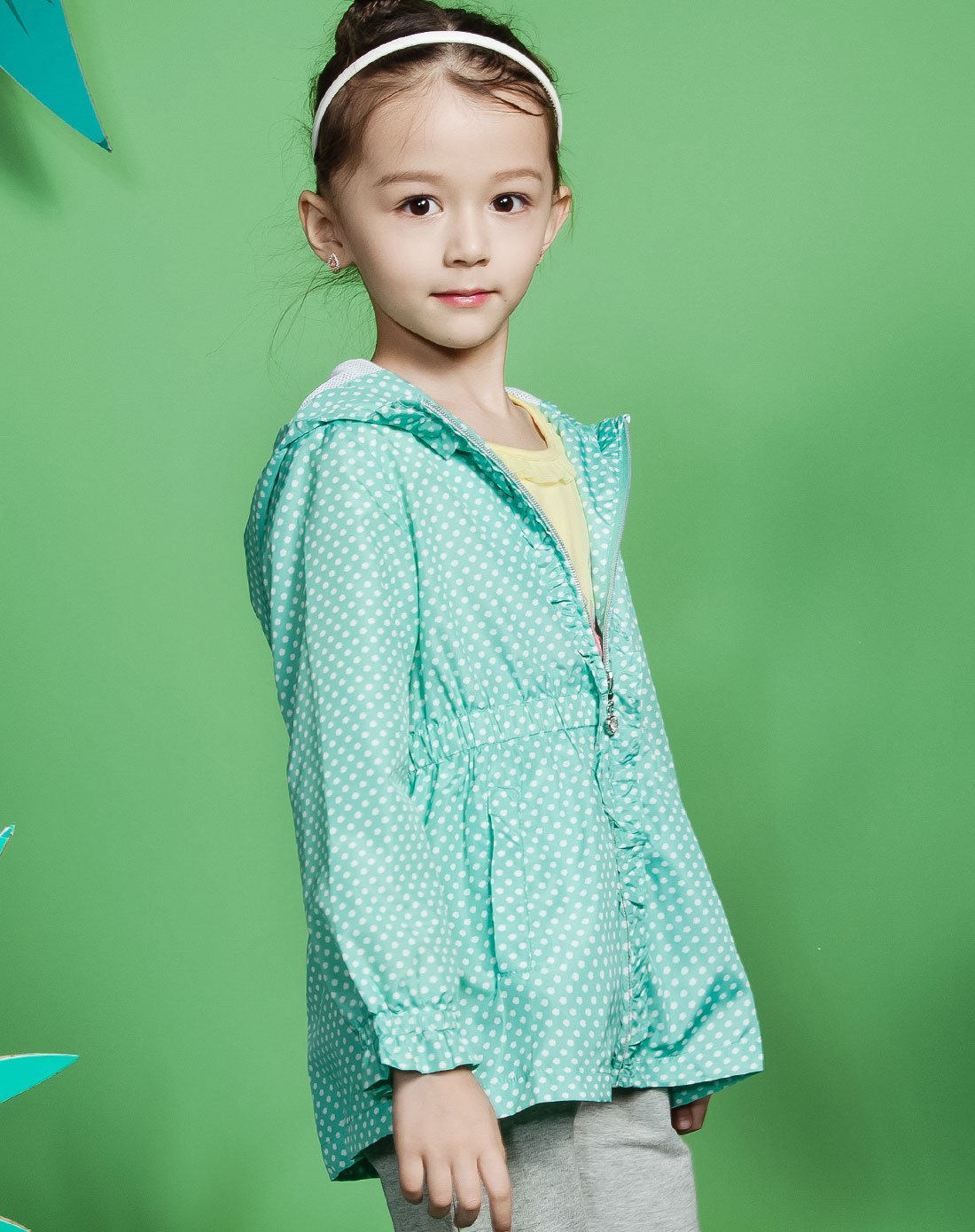 水孩儿童装儿童风衣女童褶边薄风衣