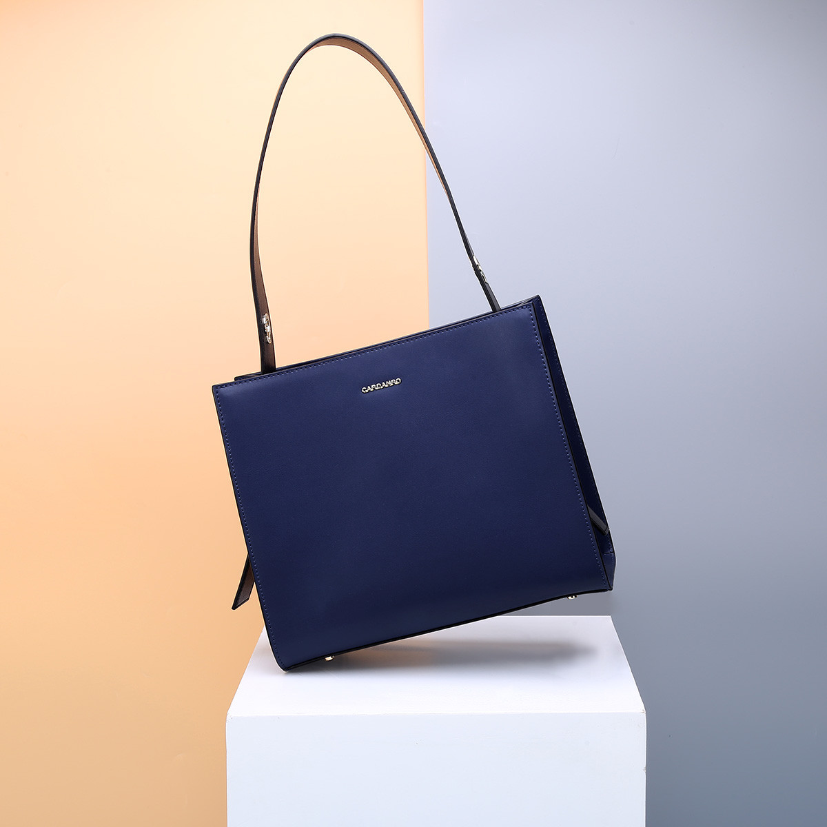 卡丹路【拒绝撞款】休闲包女包手拎包女士手机包背包手提包小包包斜