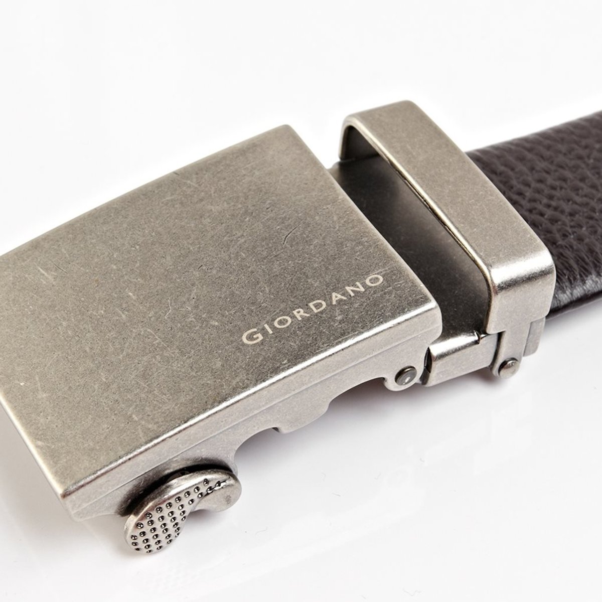 佐丹奴 啡色 柔软牛皮革复古自动扣皮带男士