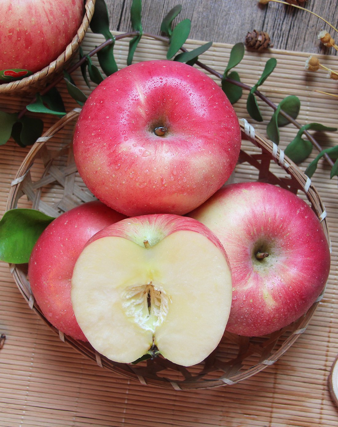 世果汇 甘肃静宁红富士苹果12个 单果约75