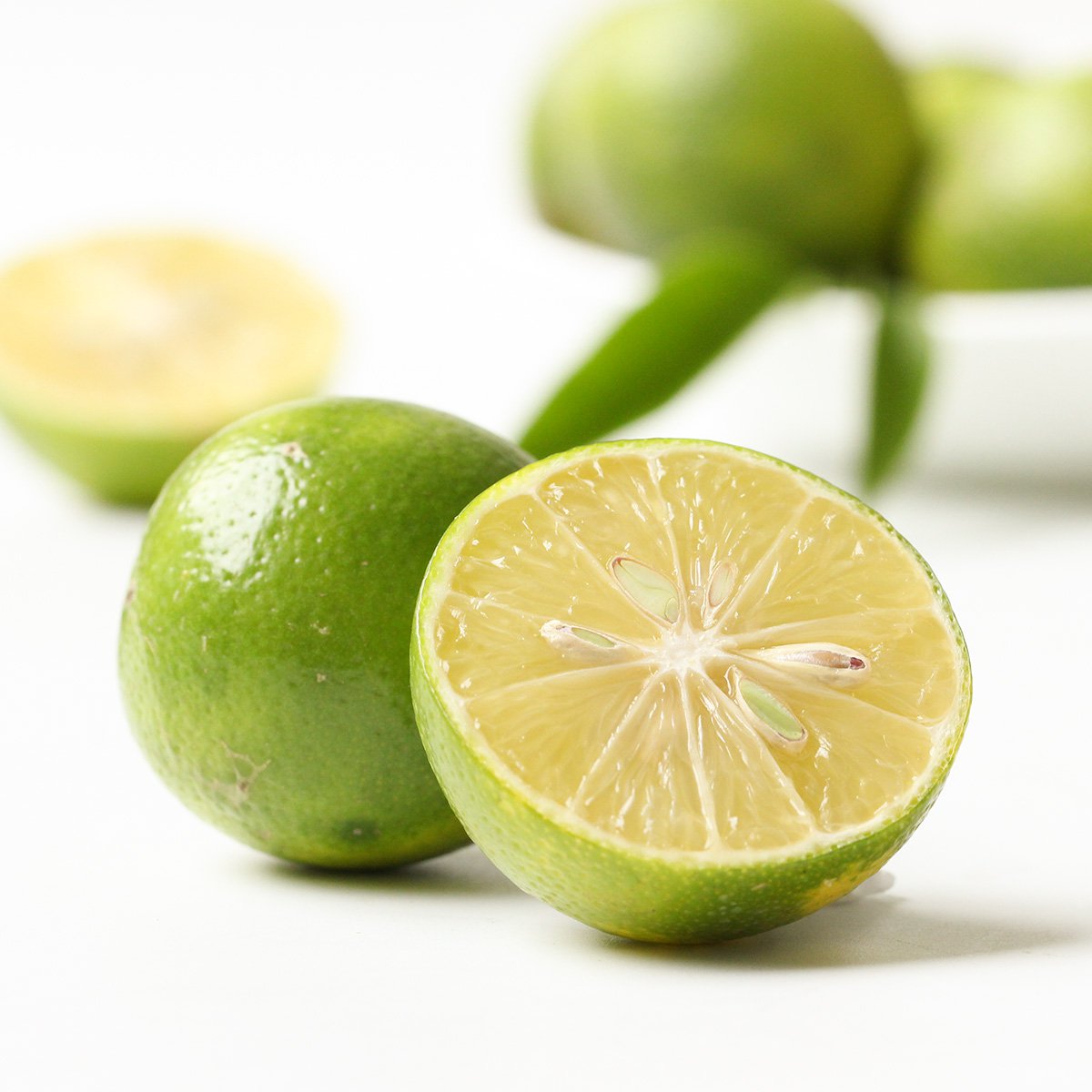 世果汇海南新鲜青柠檬3斤 皮薄多汁小柠檬 新鲜采摘