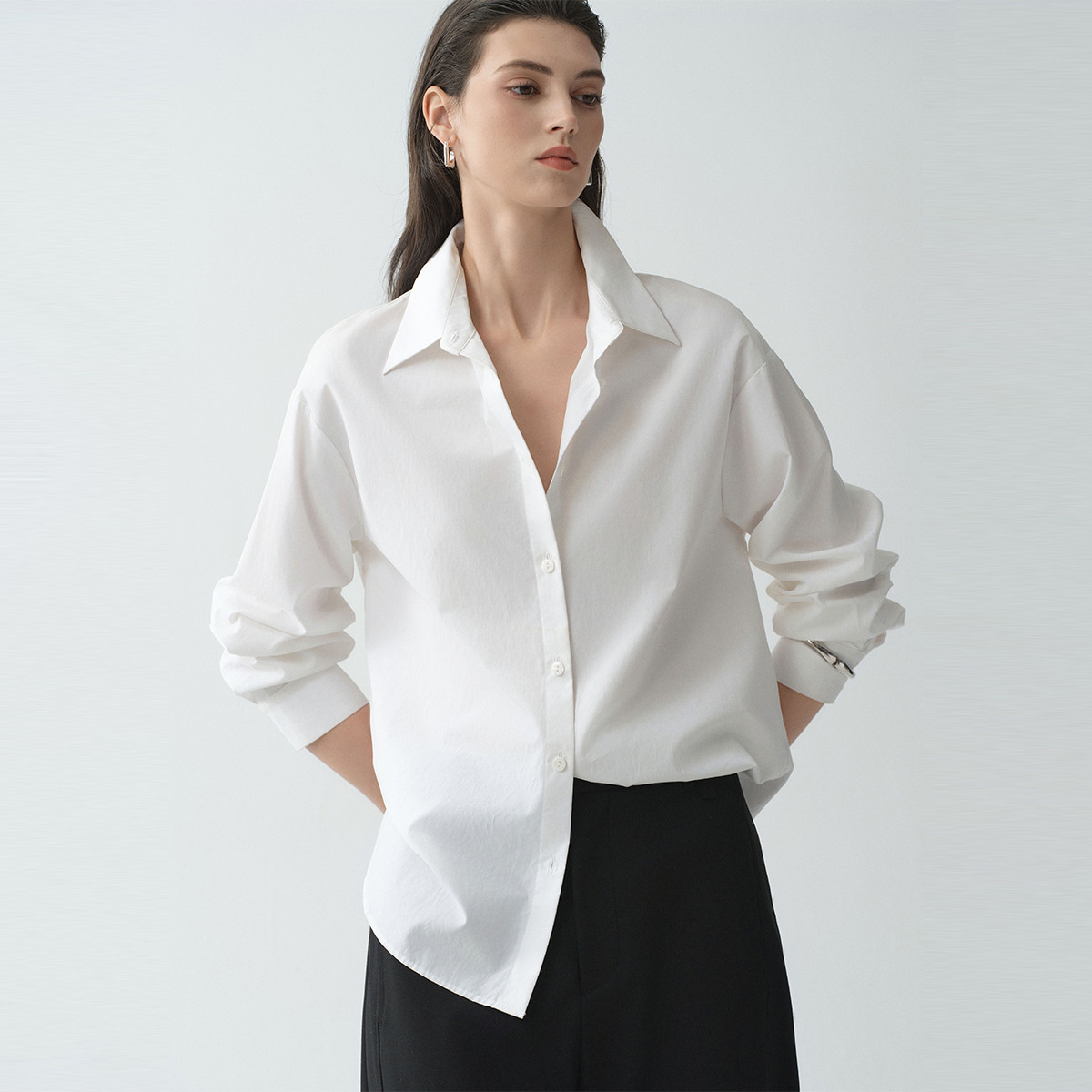 ���� ���а׳� ��ʽ���ް�ɫ�������Ů 26��΢ĥë�������ʳ��� Ů�� 180Ԫ