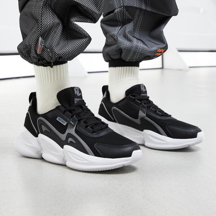 乔丹 【热卖推荐】秋冬男款运动休闲鞋网面透气轻便跑步鞋男学生运动鞋