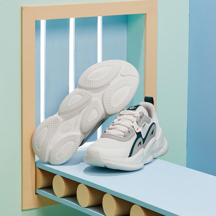 乔丹 【热卖推荐】春秋男款运动休闲鞋网面透气轻便跑步鞋男学生运动鞋