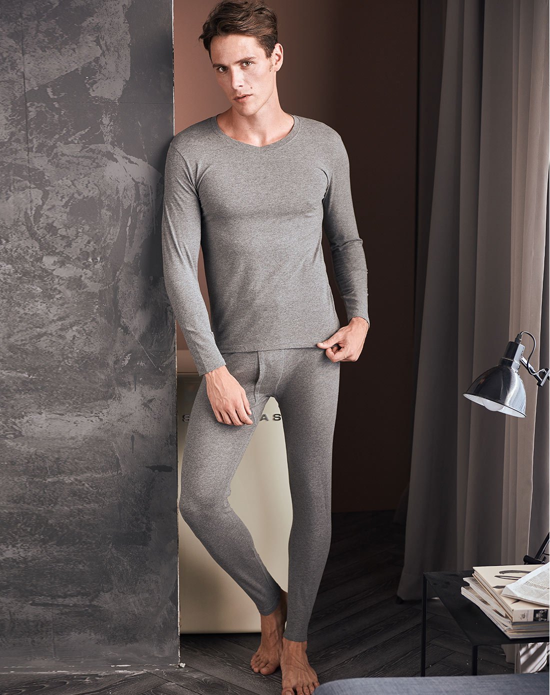 基础款男士保暖衣 v领精梳棉舒肤男款保暖内衣 修身弹力男式保暖内衣