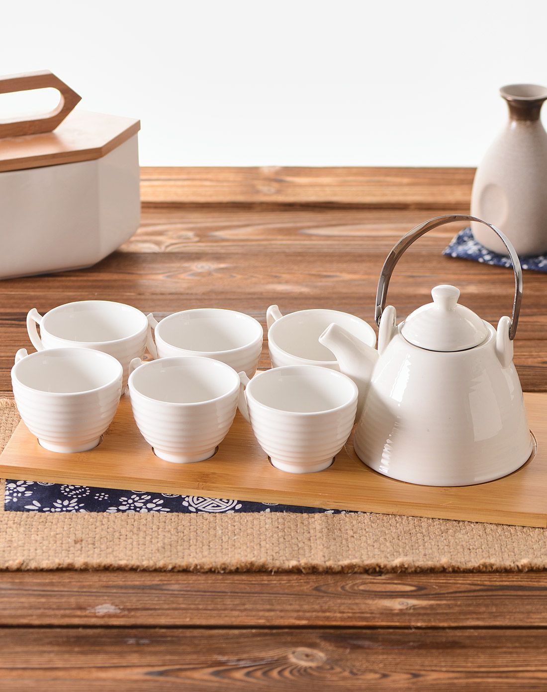 原木色不锈钢手提柄茶具八件套