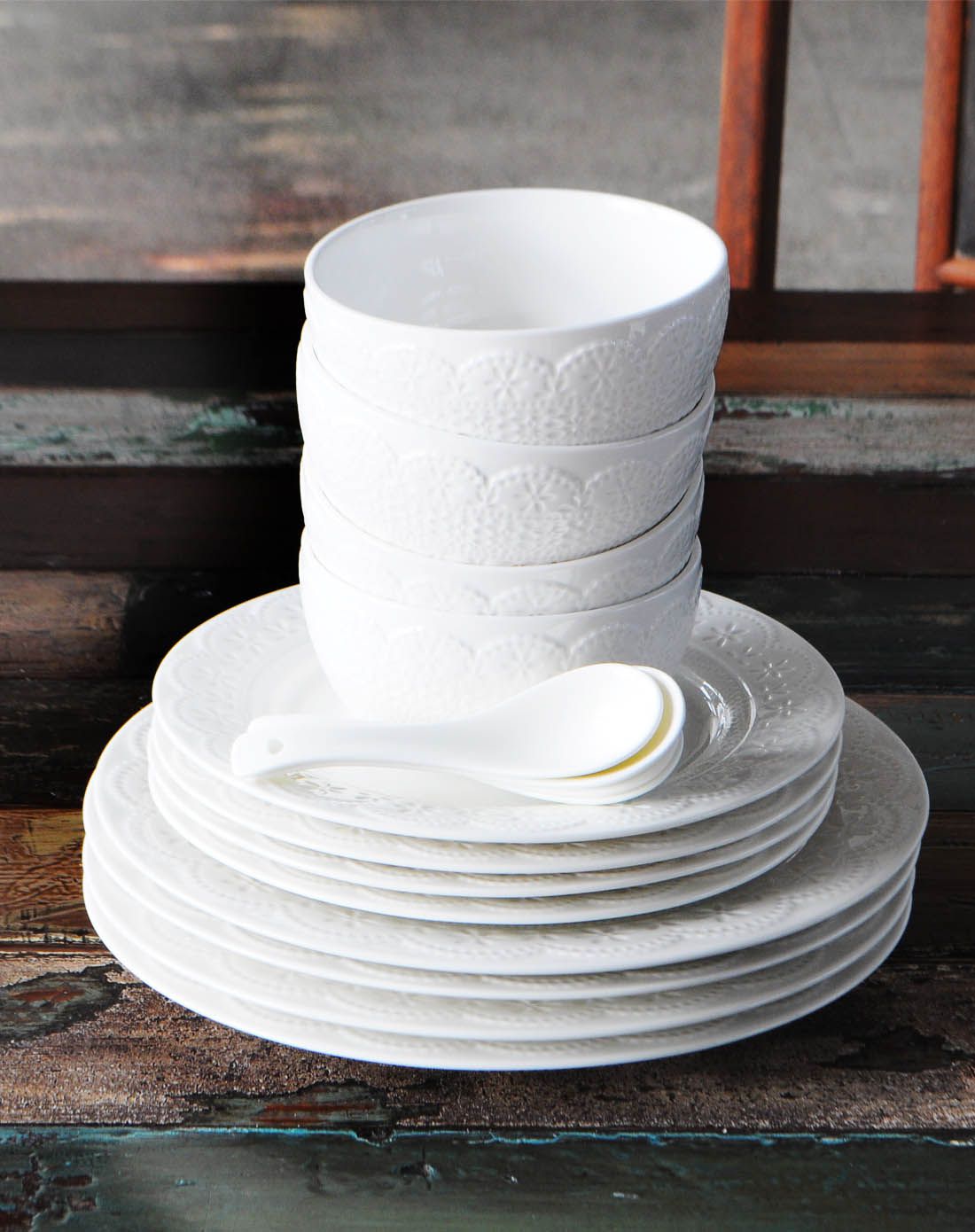 蕾丝雅致强化瓷餐具16件套礼品装