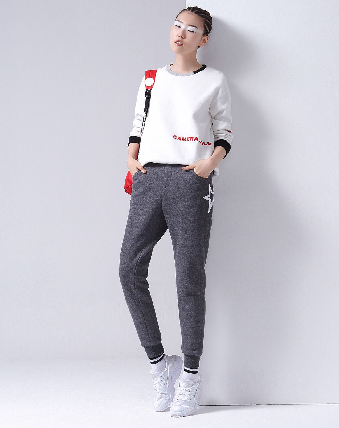 鲜蓝星星印花束脚休闲卫衣裤