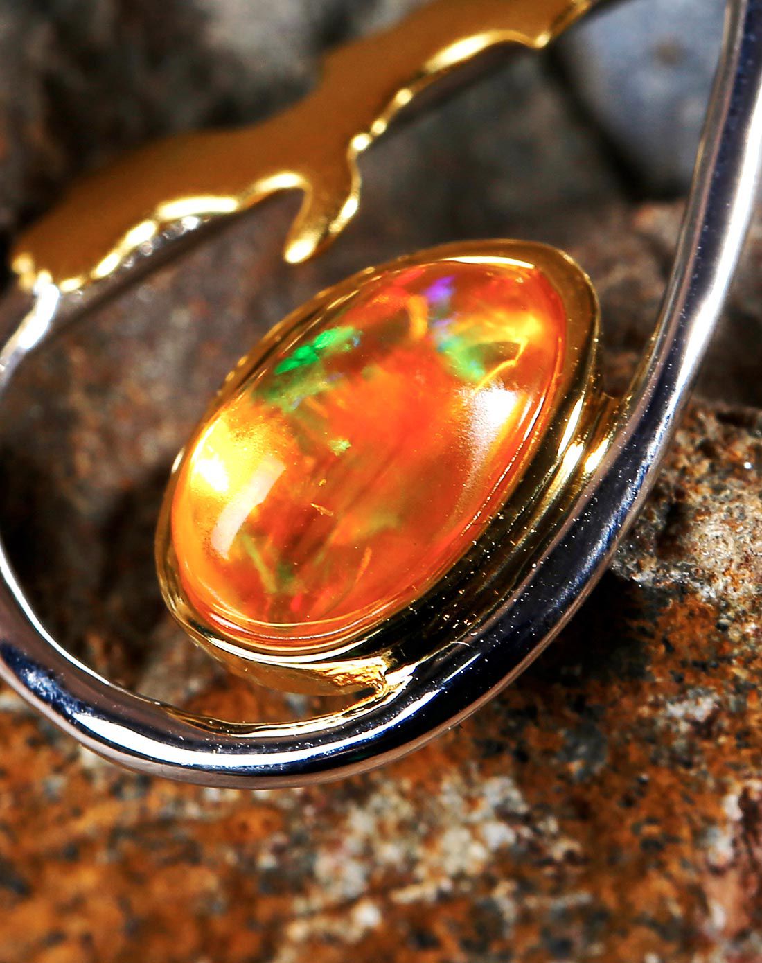 墨西哥.纯银镶嵌优质火彩澳宝欧泊吊坠