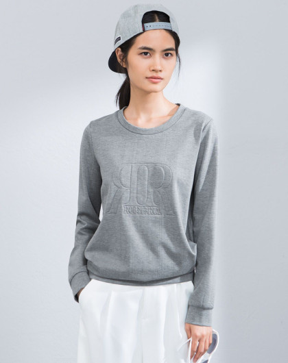 字母压花纯色百搭休闲长袖套头t恤