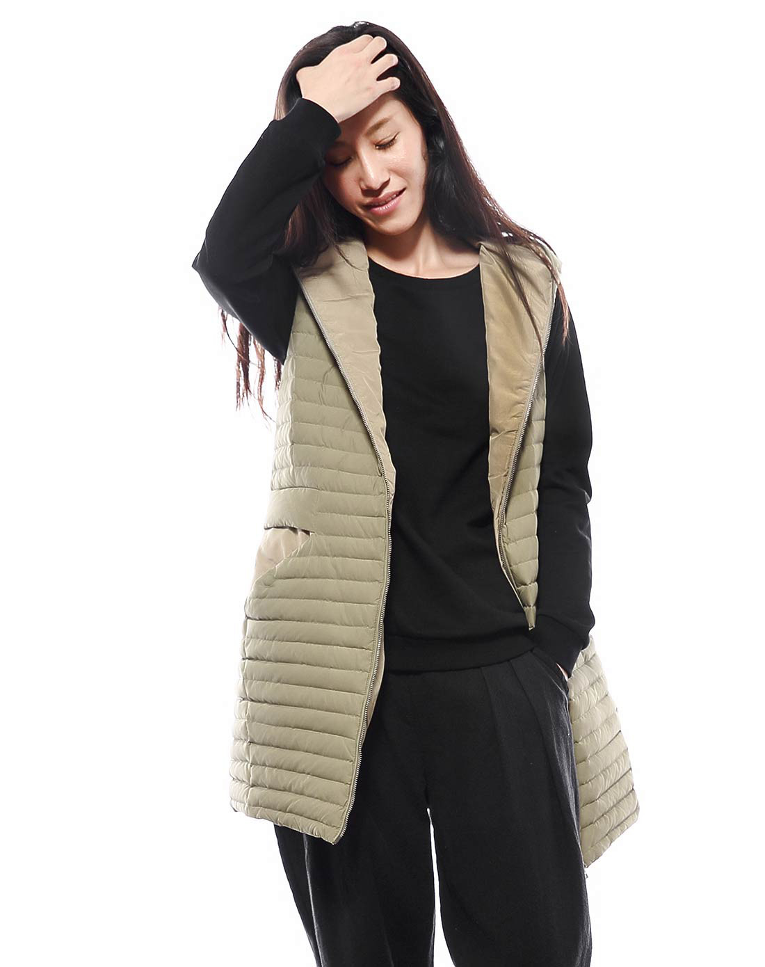 文艺无袖连帽羽绒黑色羽绒服