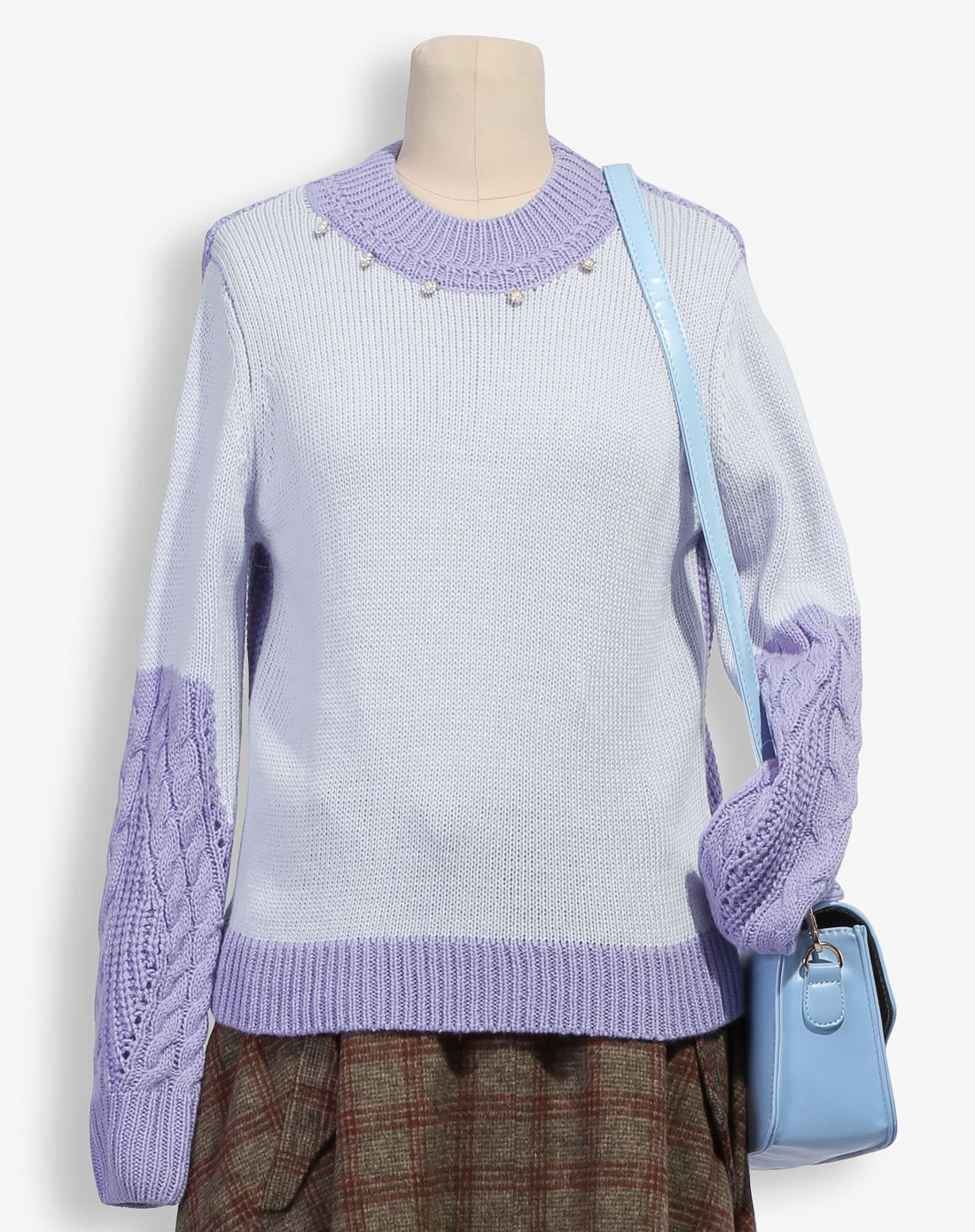 雨人 撞色领口优雅纱线毛衣