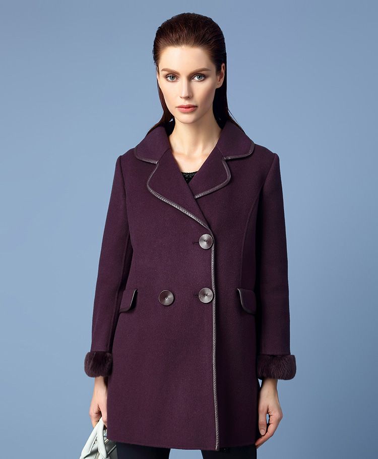 双排扣翻领羊毛大衣