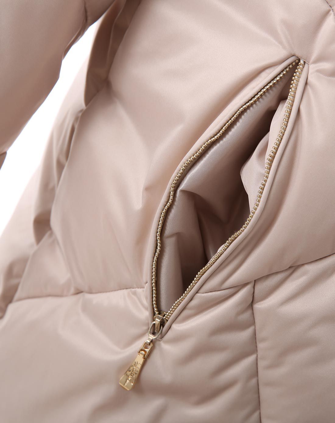 深杏色不规则茧状羽绒服