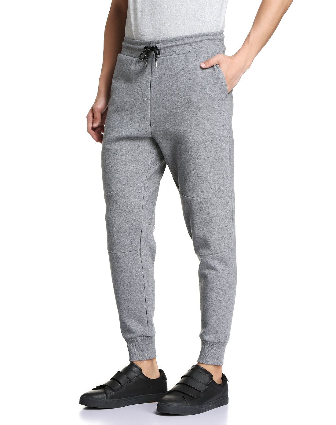 灰色运动休闲针织长裤