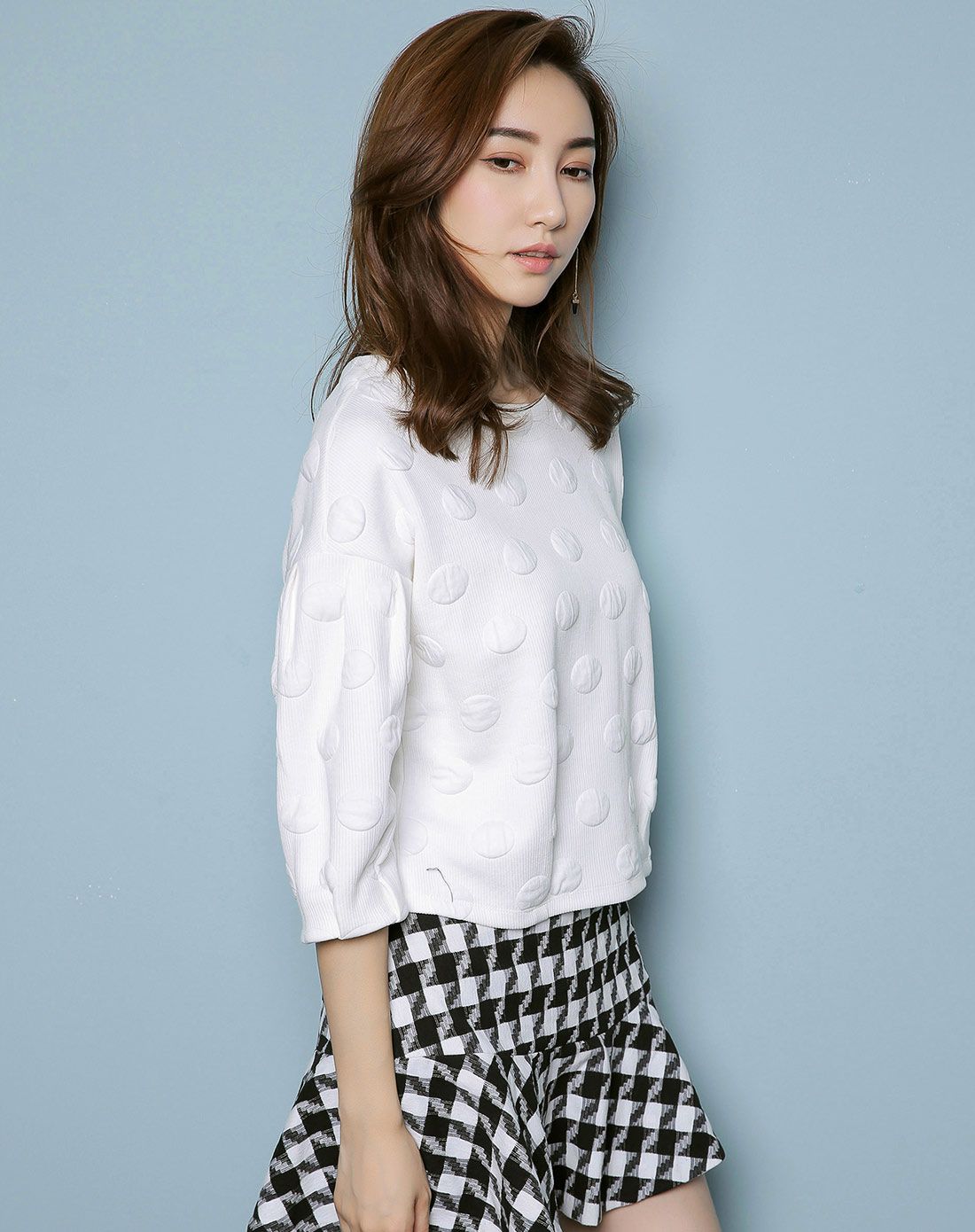 本白泡泡袖落肩t恤