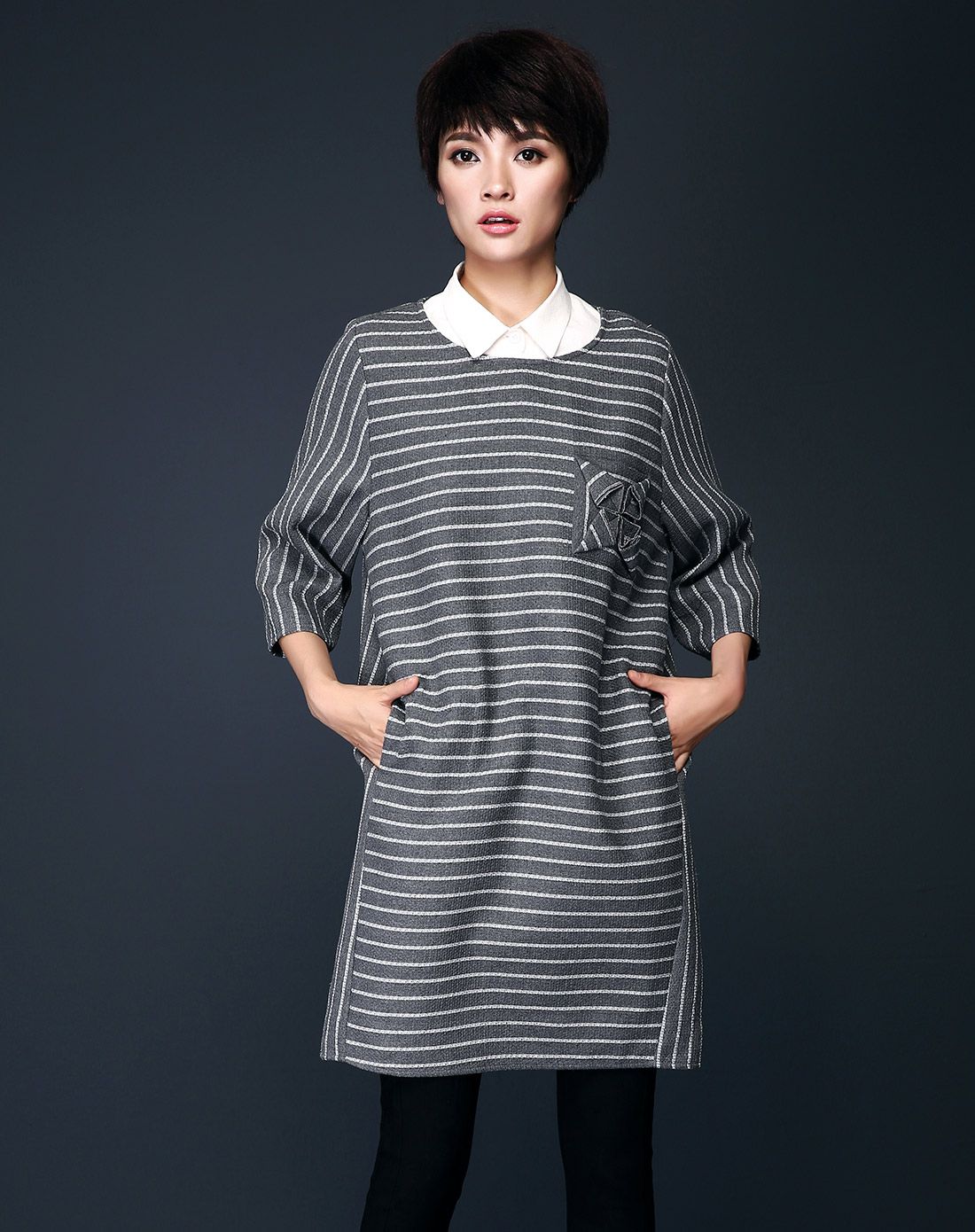 秋冬新款女装宽松大码条纹连衣裙