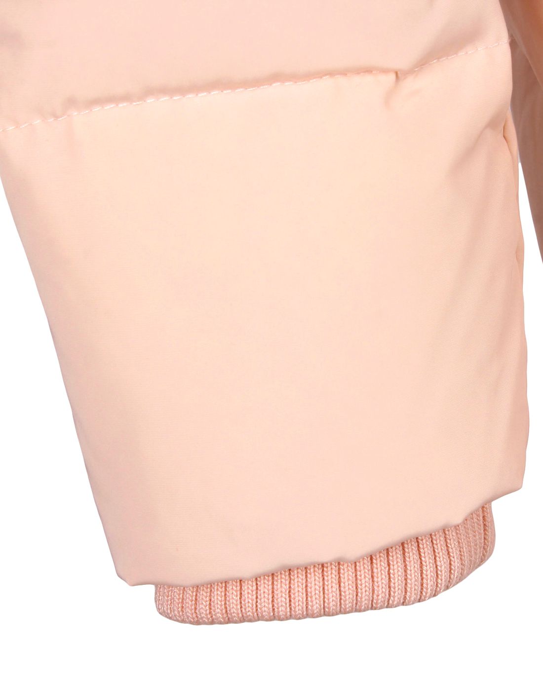 浅藕粉色长袖羽绒服