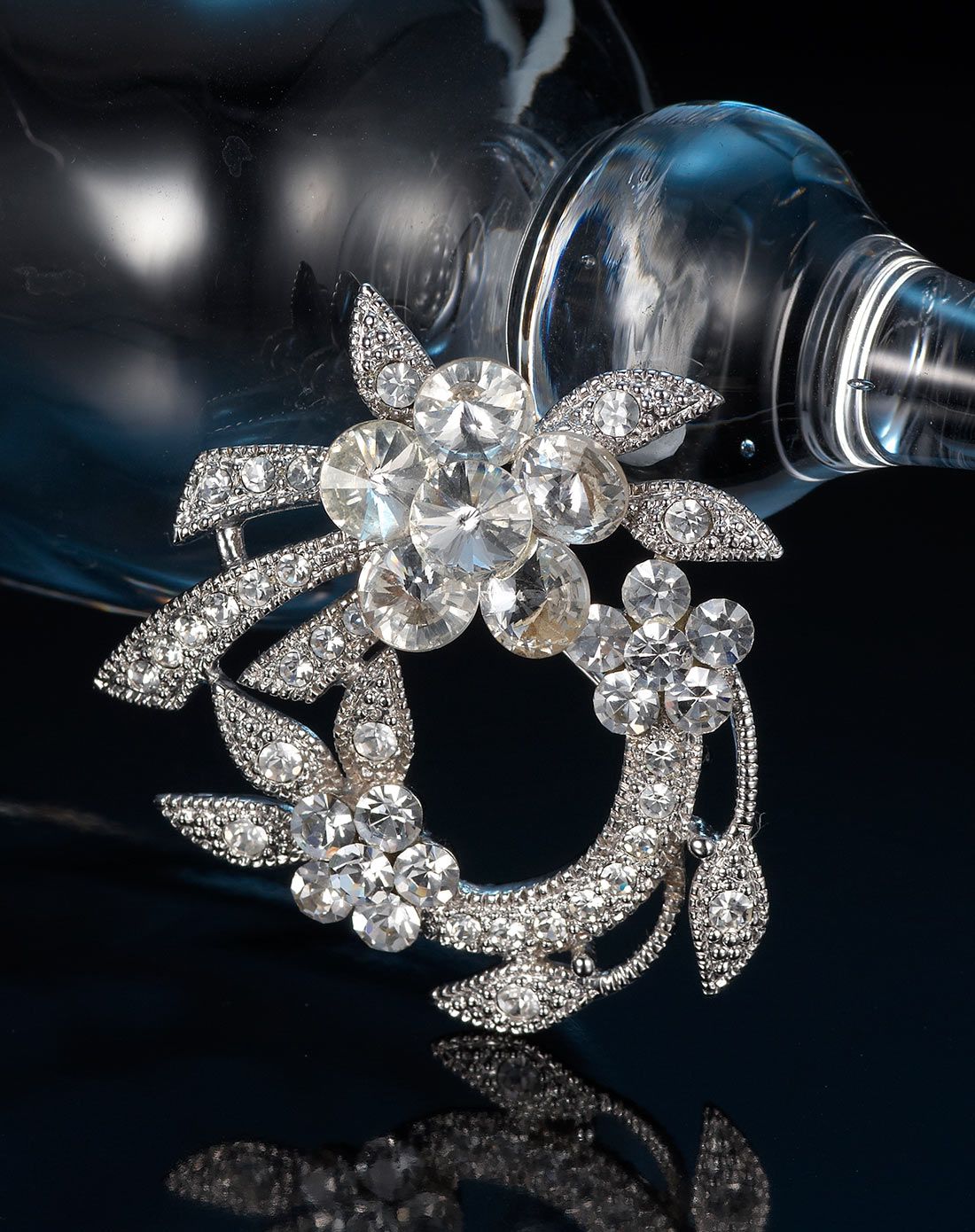 伊泰莲娜 塞米莉之花 胸针