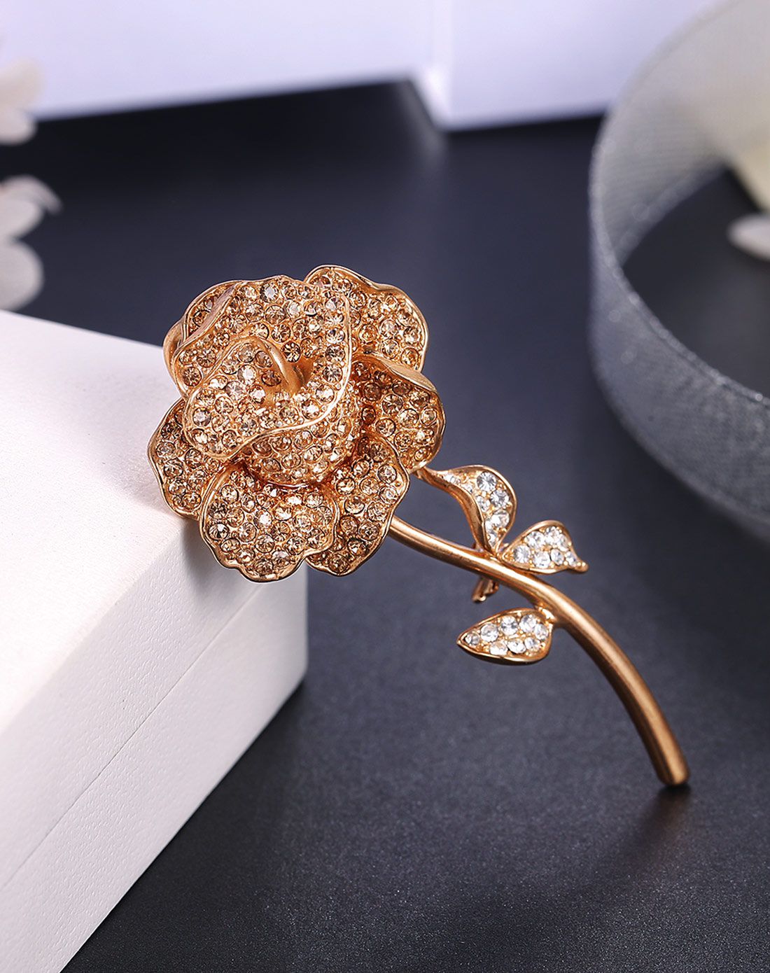 伊泰莲娜 玫瑰仙子香槟色胸花