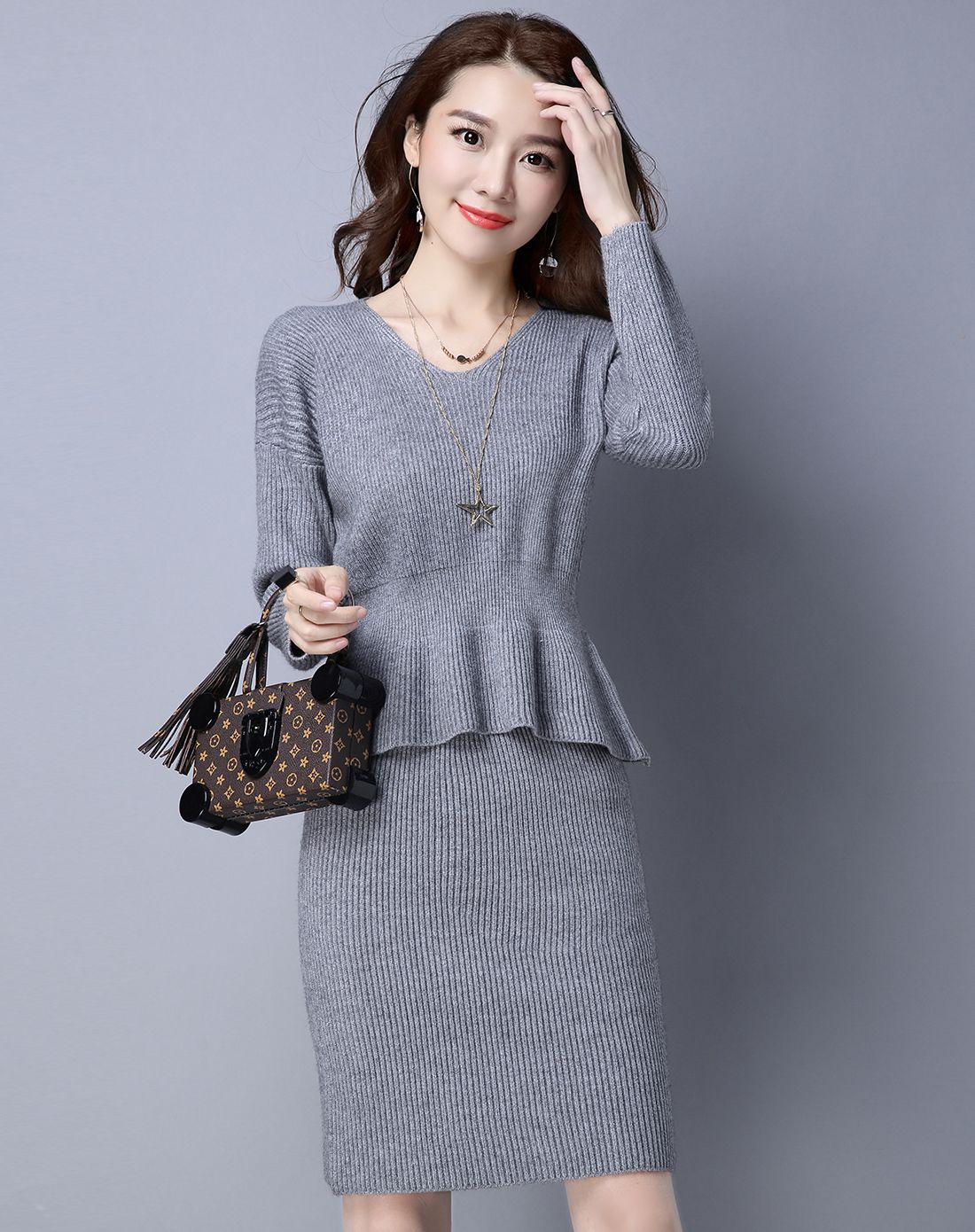 酒红色时尚气质针织休闲两件套套装