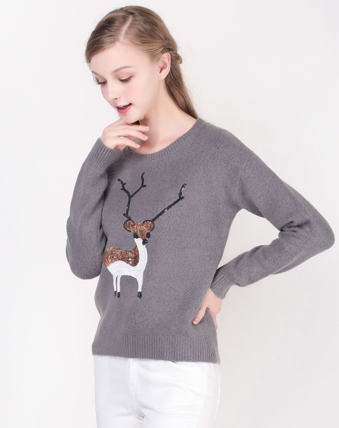 深花灰甜美圆领小鹿图案毛衣